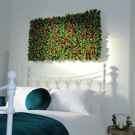 Flat 12A - Central, Modern, Bright Apartment With Free Wifi 오반 외부 사진